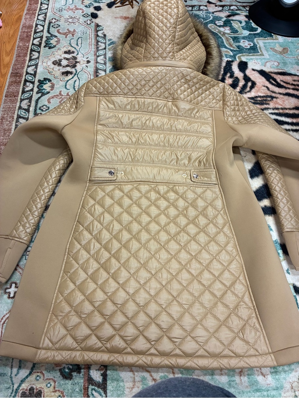 MICHAEL Michael Kors L Camel Gold Quilted Mixed Media Faux Fur Hood Coat